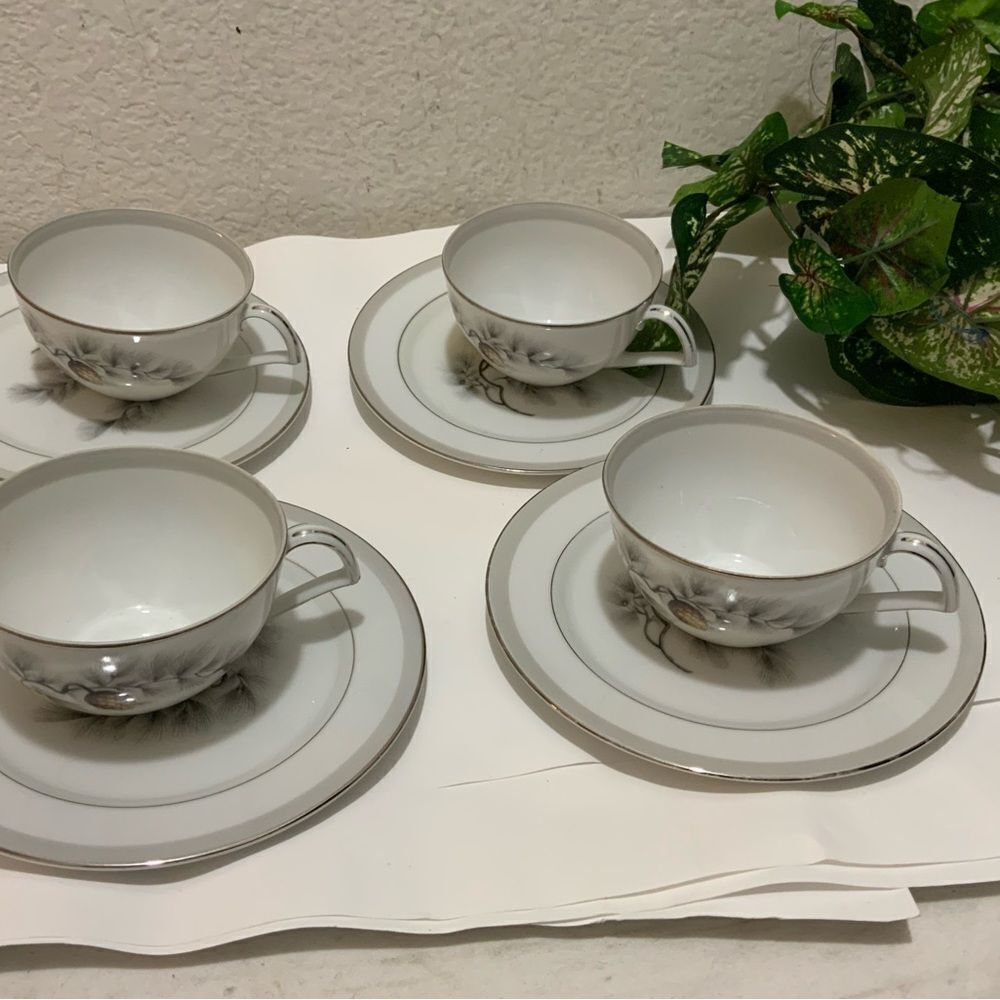 Vintage Kent China “Silver Pine“ Tea Cup & Saucer Set Of 4 B2